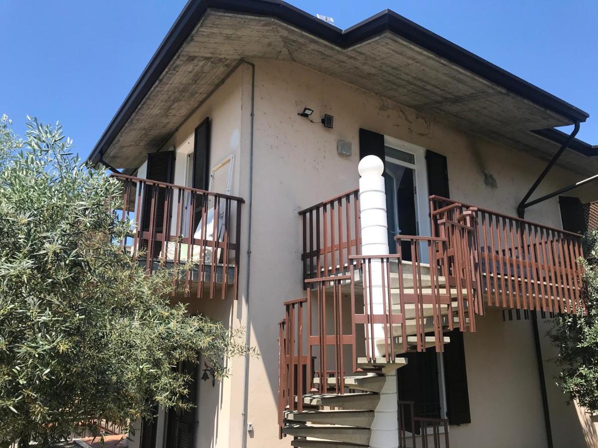 Porto La Zattera Desenzano Apartment